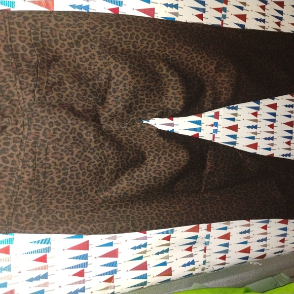 Liverpool Los Angeles Leopard Print Skinny Jeans - Picture 6 of 6